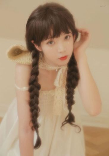 年轻的女教师3_DVD在线播放